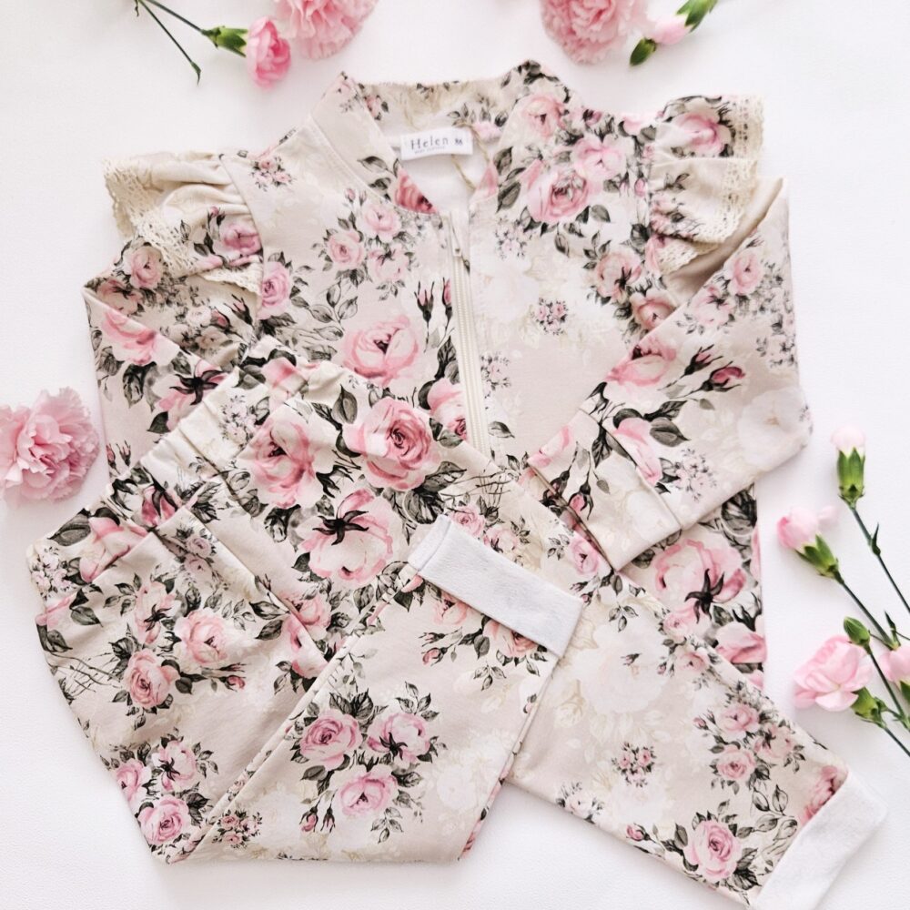 Dressikomplekt – Romantiline lillemuster