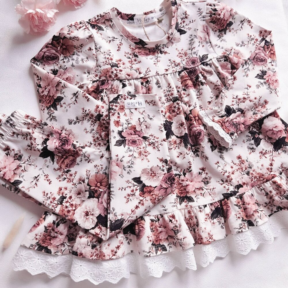 Tuunika - Lilleline romantika 🌸🤍